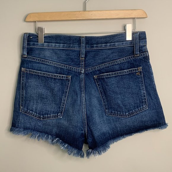 Madewell The Dad Jean Short Size 26 Cut Off Light Destressed Dark Blue Wash‎ - Picture 2 of 11